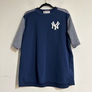 Majestic MLB New York Yankees Thermabase Short Sleeve Top Size Large